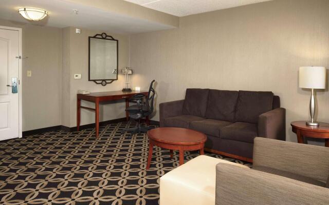 Hilton Garden Inn Auburn Riverwatch