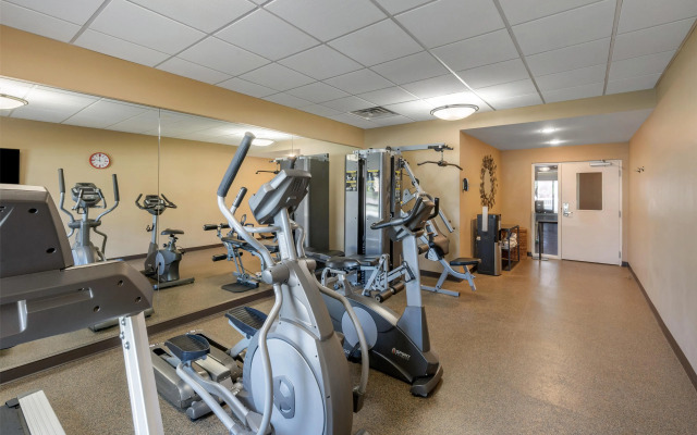 Best Western Plus College Park Hotel
