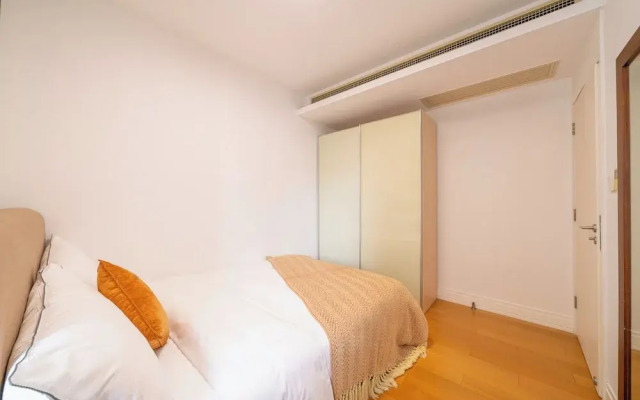 Tyms Modern 2BR 1BA Suite Xujiahui Malls