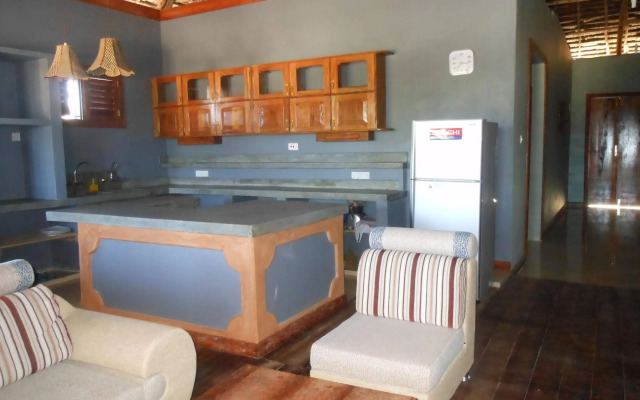 Mbuyuni Beach Village - Bungalows