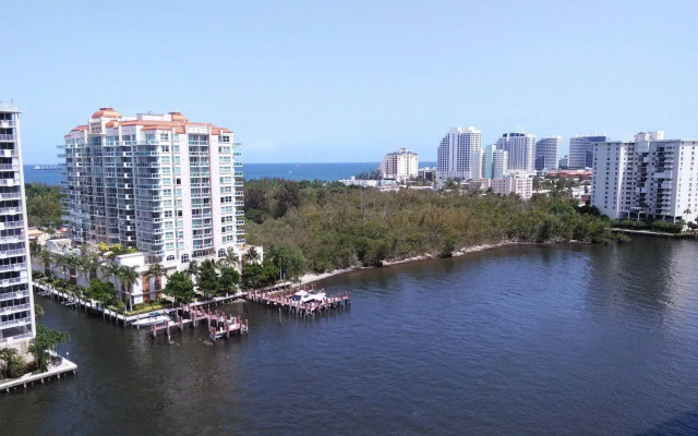 Private Residences at Gallery One