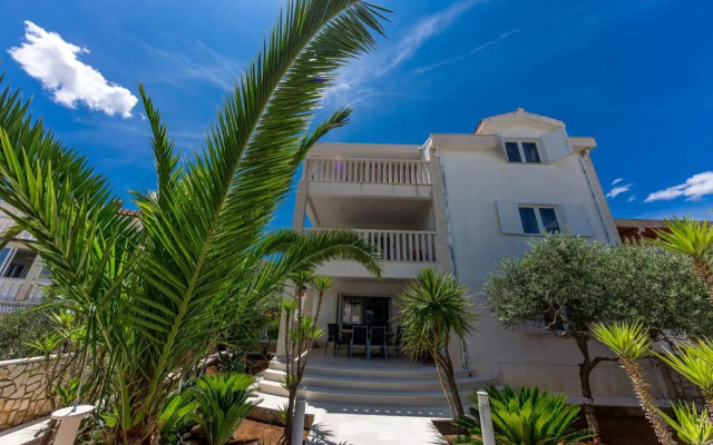 Luxury Beachfront Apartments Matista