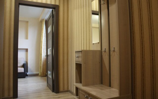 Guest House on Serafimovicha 1