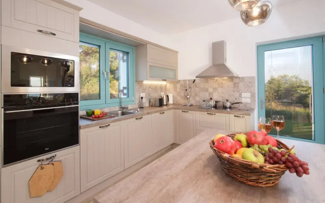 Exclusive Sea View Villa Madelaine