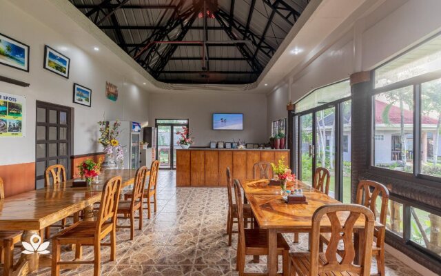 Hidden Coral Divers Club and Resort