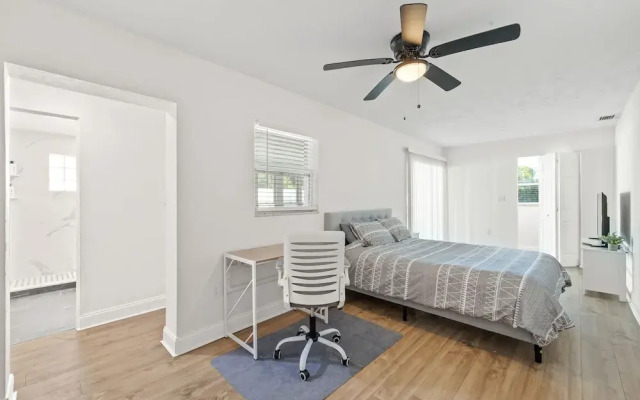 Sunny Palmetto Oasis: 4br Home With Private Pool 4 Bedroom Home by RedAwning