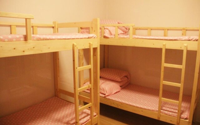 Qingdao Weicheng Gongshe Youth Hostel