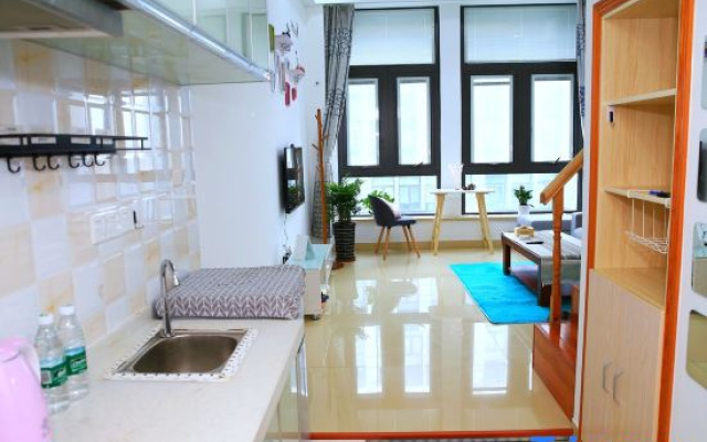 Shanghai Fuxiangju Homestay (Fengxian Baolong Plaza)