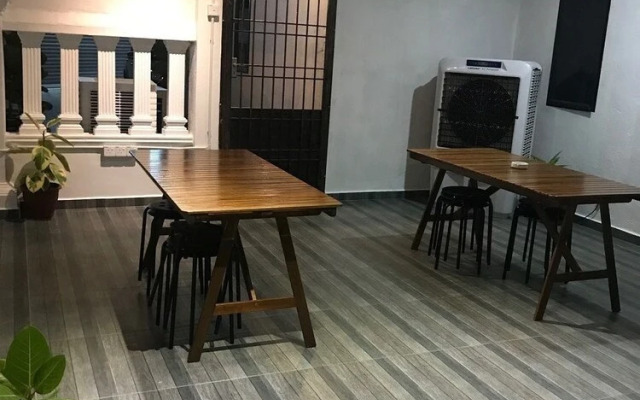 OYO 90019 Homestay Muar