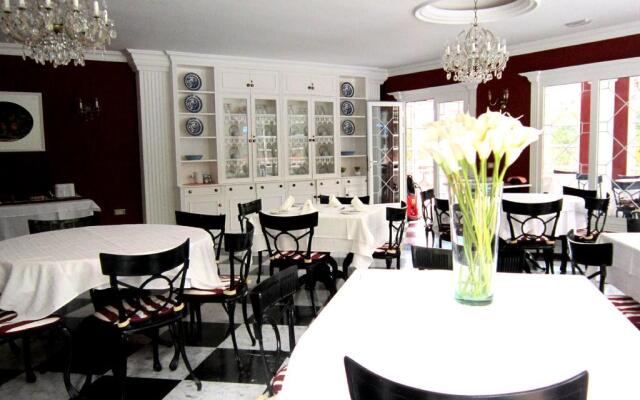Hotel Don Candido