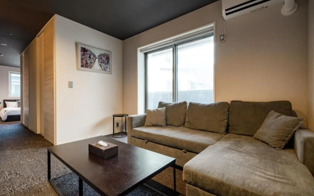 GRAND BASE Moji Nagomi