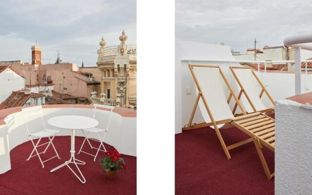 60 Balconies Puerta Del Sol