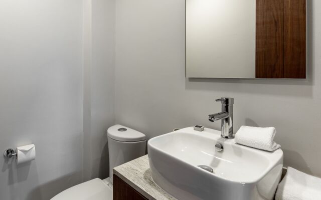 Casai Roma | 2BR | Cozy Retreat