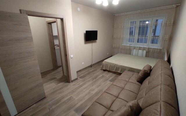 Апартаменты на проезде Созидателей, 13