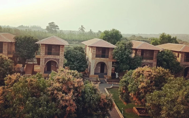 Kanj Gir Lion Resort