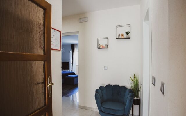 Luxury Modern House, Just 1 min Walk to the Beach