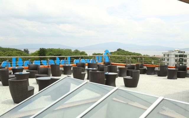 Heron Hotel