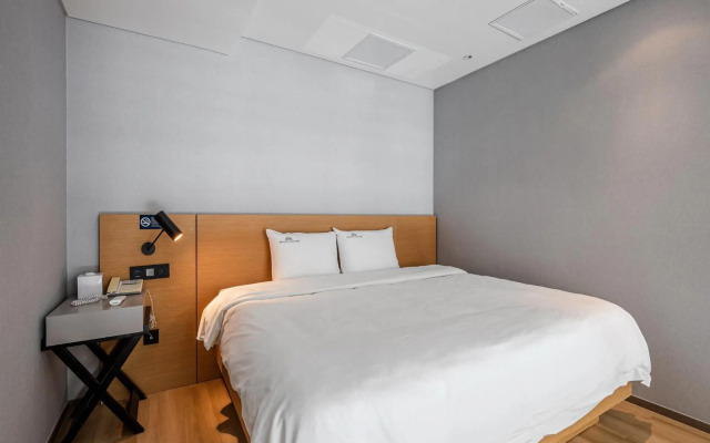 Haeundae Seacloud Hotel Residence