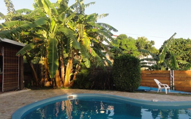 Studio in Piton Saint-leu, With Wonderful sea View, Pool Access, Enclo