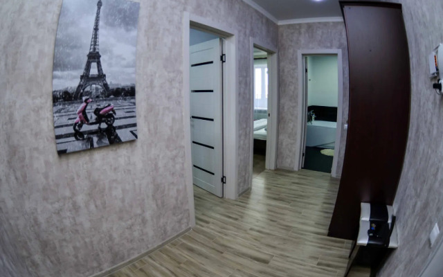 Apartments on Marshal Zhukov Street