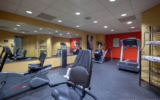 Radisson Hotel Cincinnati Riverfront