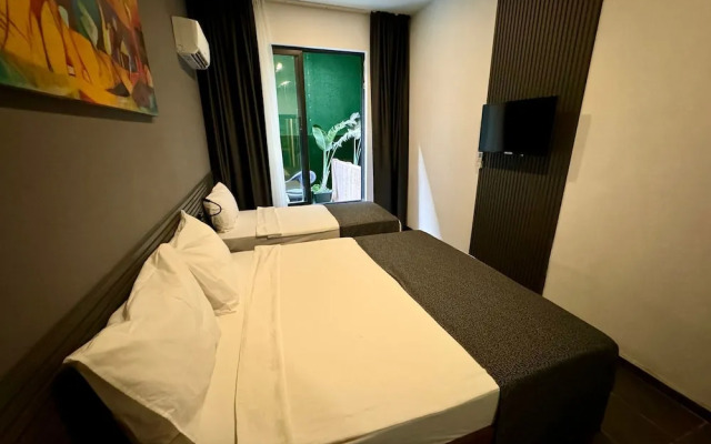 Wolf Of The City Hotel & Spa