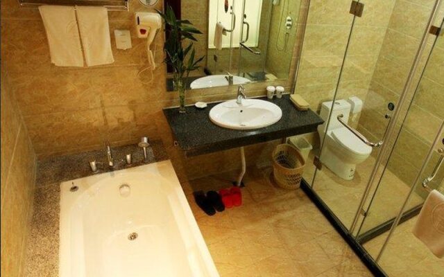 GreenTree Inn Anhui Fuyang Funan East Huaihe Road Express Hotel