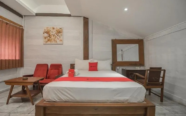 RedDoorz Resort @ Lembang 2
