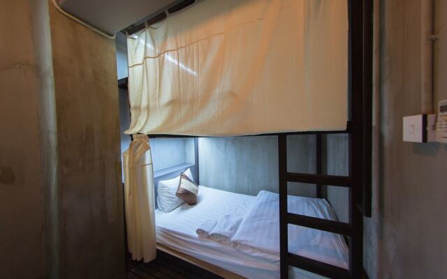 The Lodge Yangon Hostel