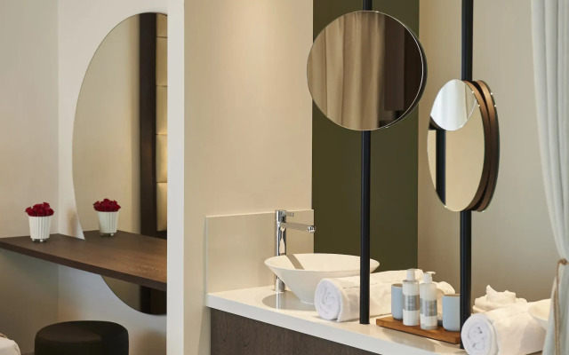 King Jason Paphos - Designed for Adults By Louis Hotels