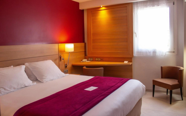 Best Western Plus Le Lavarin