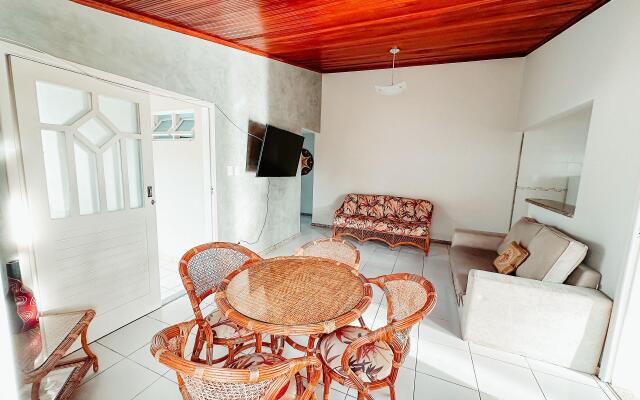 Casa de Praia em Condom. Fechado a 400m da PRAIA