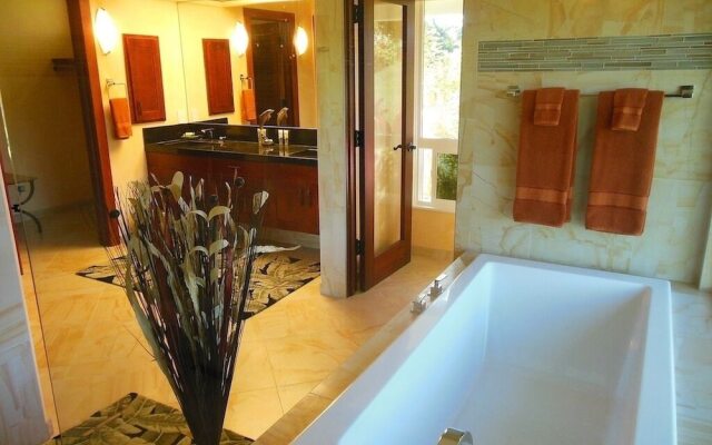 Hale Mana 4 Bedroom Home