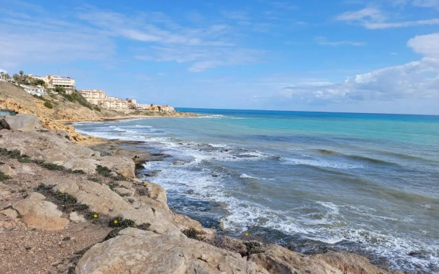 Nice modern 2 bed apartment in Torrievieja