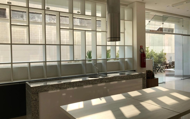 Flat Granja Viana - espaço e conforto