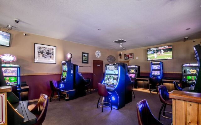 Sportsman's Lodge