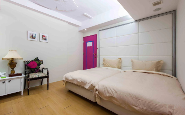 Liz Hotel