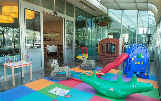 Holiday Inn Select - Guadalajara by IHG
