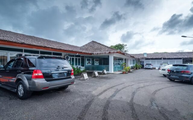 OYO 90147 Hilltop Hotel