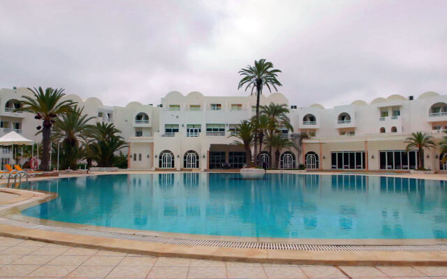 Isis Thalasso And Spa