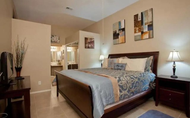 Charming 2BR-2BA by BlueBarrelHomes