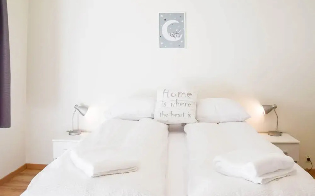 Apartment S33