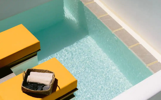 Mr & Mrs White Paros Suites & More