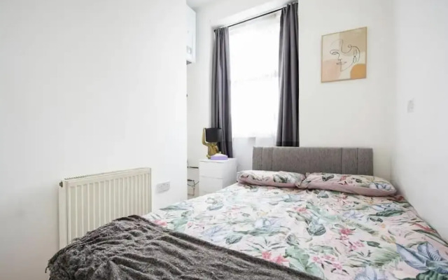 Charming London Apartment Near Hyde Park