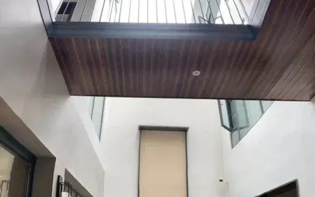 Qingchengshan Town Yunqi B&B