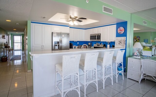 Ocean Condo 3bdrm 404