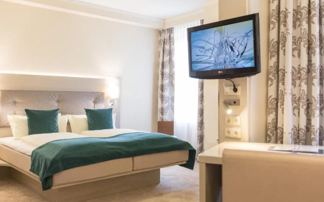 Hermes Hotel