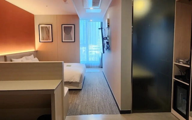 Hue Motel