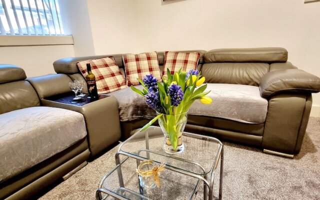 Beautiful 2-bed Apartment in Milton Keynes