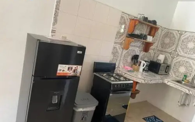 GraceWay Studio Apt with A/C -3mins walk to beach